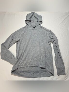 ASICS Lightweight Gray Hooded long sleeve